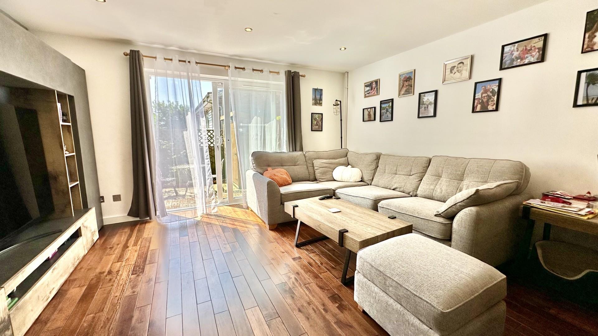 3 bed property in St. Catherines Close, St. Leonards-On-Sea